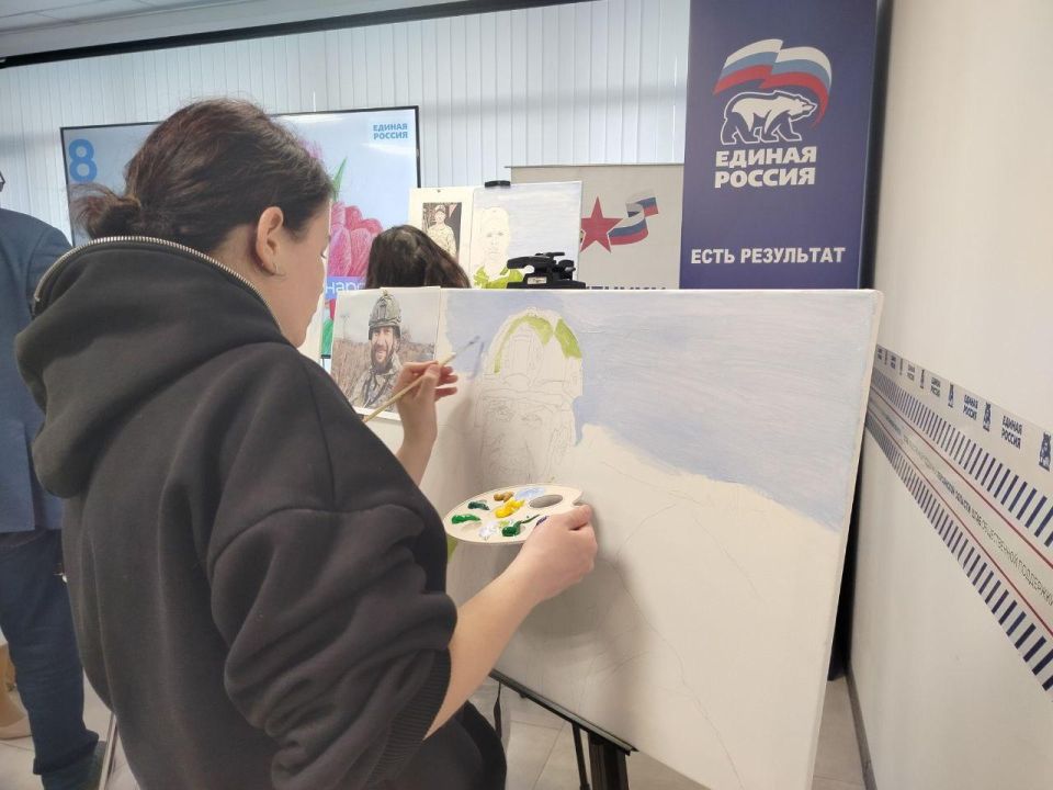 Они ждут и верят: в канун 8 Марта чествовали жён и матерей защитников Отечества