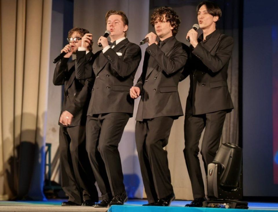 Вокальная группа «Квартет ПРО» выступила в Геническе с концертом «Признание в любви»