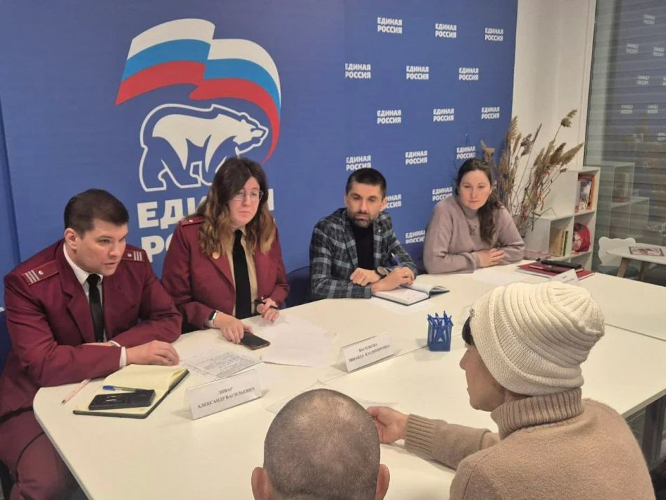 Владимир Сальдо: Более 50 жителей Херсонской области получили помощь на неделе приёмов «Единой России»