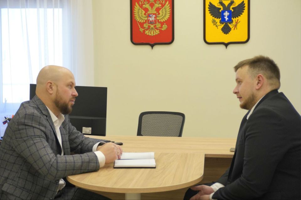 Финалист программы "Герои Херсонщины" проходит стажировку на посту первого замминистра молодежной политики Херсонской области