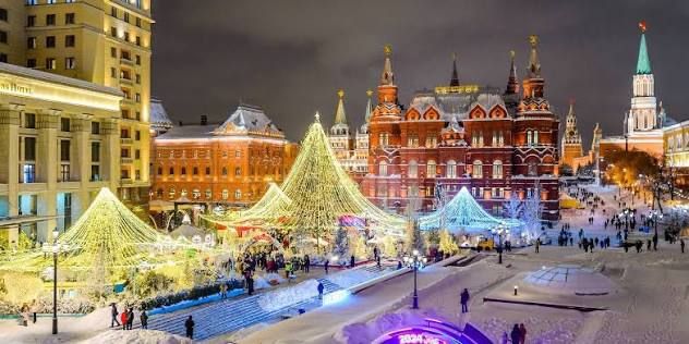 Новогодние каникулы в 2027 продлятся 11 дней