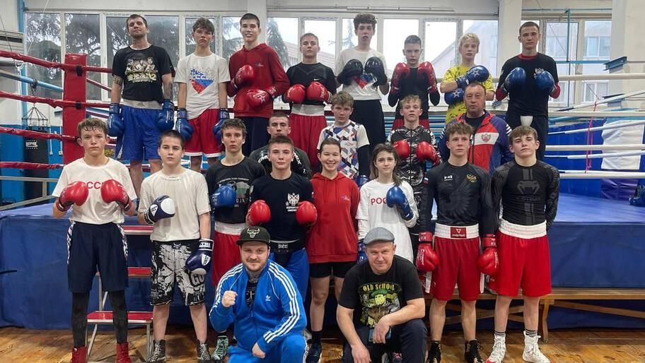 Боксеры из Херсонской области вернулись домой после сборов в Крыму