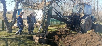 В Чаплинском округе продолжают работать специалисты из Рязани