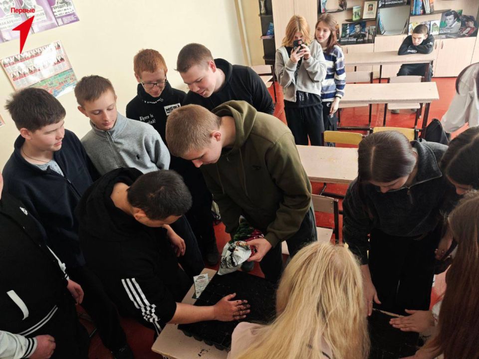 ������ ��������������� ����� ������� ������� � ����� ���� ������