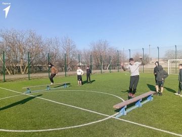 Первые Чаплинской школы № 2 приняли участие в спортивной эстафете