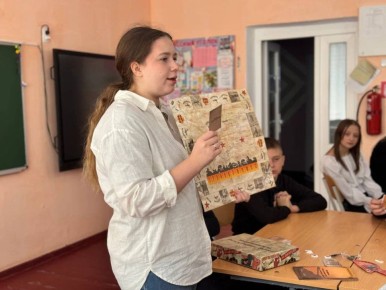 Как увлечь молодое поколение рассказами о героическом прошлом их предков?