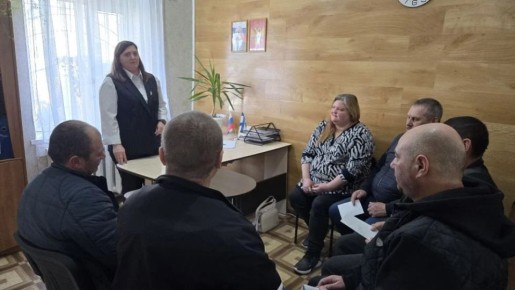 В отделении ГКУ ХО «Центр занятости населения Херсонской области» в Чаплынском муниципальном округе состоялся семинар по психологической поддержке безработных граждан на тему: «Свежий взгляд: преодоление стресса и тревоги...