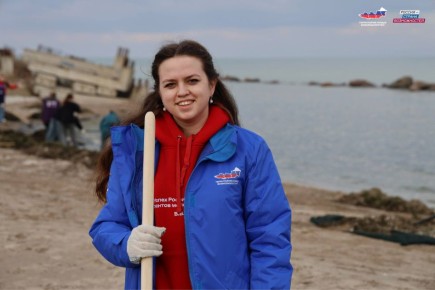 Выпускники Президентской платформы «Россия — страна возможностей» провели первый в 2026 году субботник в рамках своей инициативы «Чистый берег»