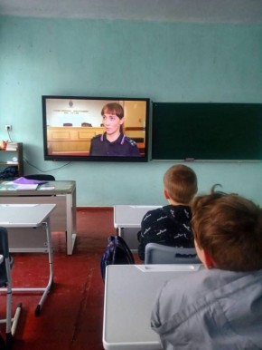 Урок по кибербезопасности в Ольгинской школе Горностаевского округа