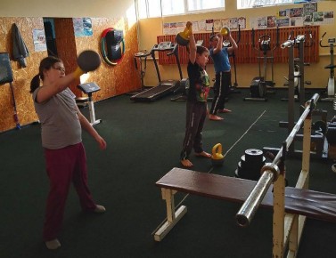 В селе Тавричанка в клубе "Атлант" прошел мастер-класс по гиревому спорту