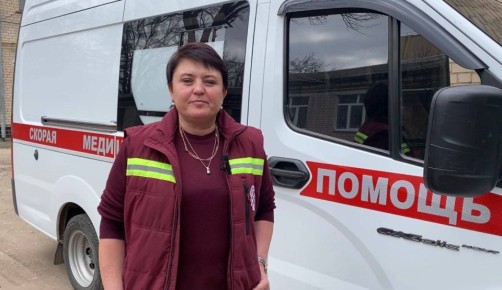 Старший фельдшер скорой помощи из Чаплинки Виктория Дрозд подала документы на участие в предварительном голосовании Единой России