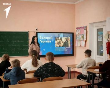 Первые Добропольской школы познакомились с Большим театром