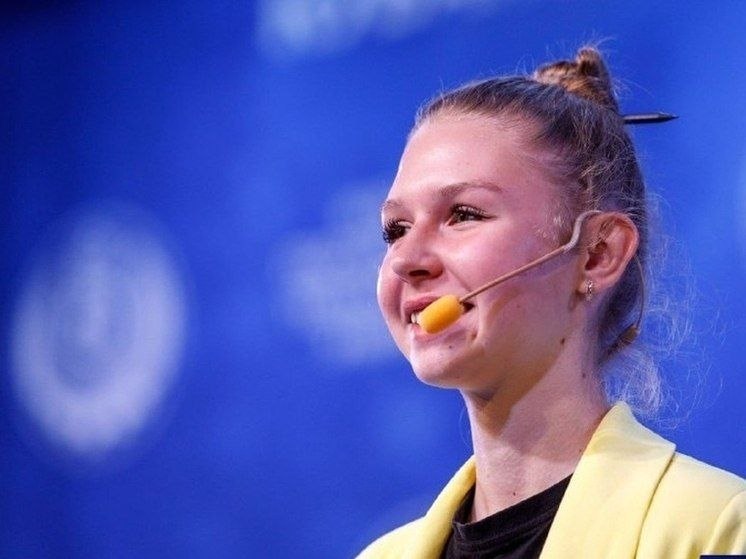 Активистка Движения Первых Елизавета Тренина, капитан скадовской команды КВН «Рука в синице», в дала интервью «Московскому Комсомольцу»