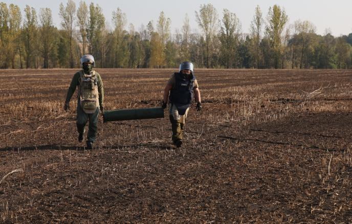 Пиротехники МЧС России с 2022 года обезвредили в ДНР, ЛНР и Запорожской области более 279 тыс