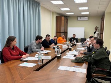 Зажигать, направлять, показывать: команда «Проводников смыслов» готовится к выездам