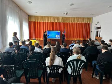 В пгт Чаплинка прошла Всероссийская акция «Сообщи, где торгует смерть»