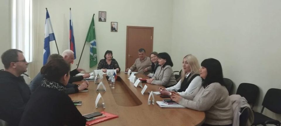 ��� � �� ������������������ ������: ������ ���� ����� � ������������ ��������������