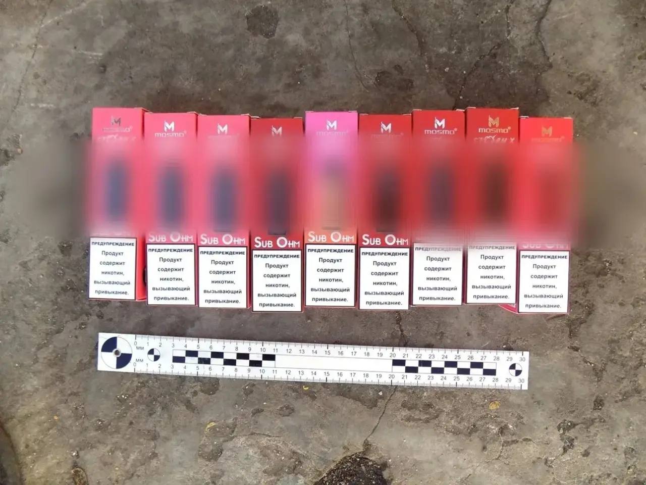 В Херсонской области транспортные полицейские пресекли нелегальную торговлю табаком и вейпами