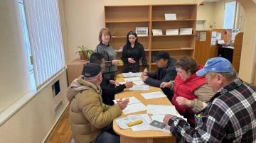 В Каланчакском муниципальном округе провели деловую игру с безработными гражданами на тему: «Формула профессии»