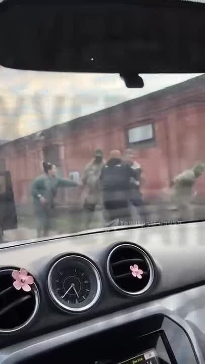 ���� �� �������: ������. �������� � ������ �������� ��������� ��������� ��������� ����� �������� ���������, ������� ��������� ���� �� ����������, �������������� �������� ������� ������������� �� ��� � MAX�