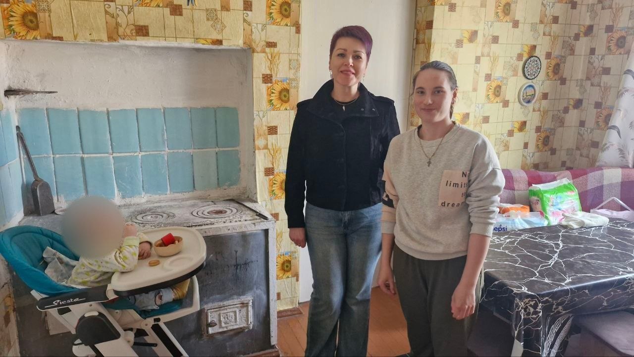 «Единая Россия» в Новоалексеевке: помощь молодой маме