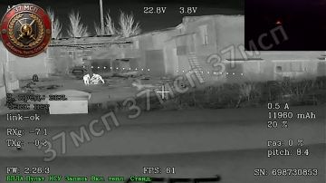 Крайний выход на помост расчета костлявого гексакоптера ВСУ