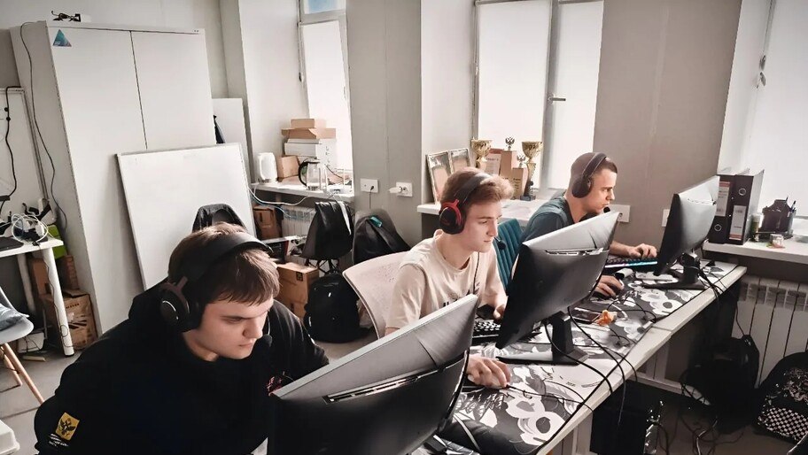 Киберспортсмен из ХТУ одержал победу на зональном этапе всероссийской студенческой лиги