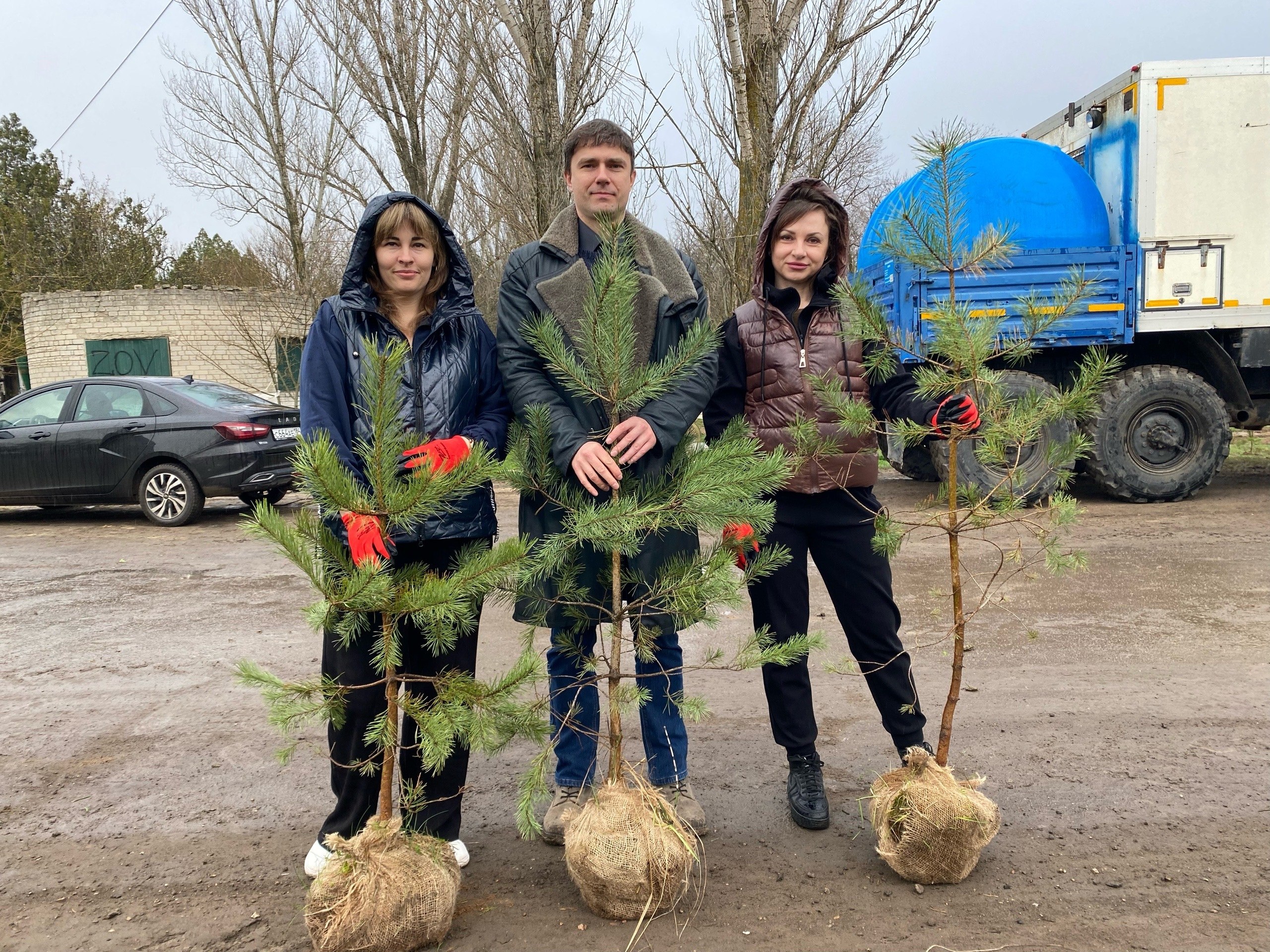 В Верхнерогачикском муниципальном округе состоялся масштабный субботник