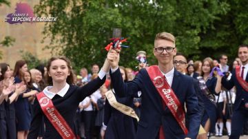 Школьные линейки в Херсонской области состоятся 26 мая только для выпускников