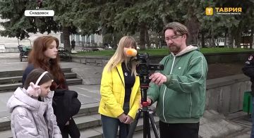 В Скадовском корреспондентском пункте ТРК "Таврия" для школьников проводят мастер-классы по журналистике