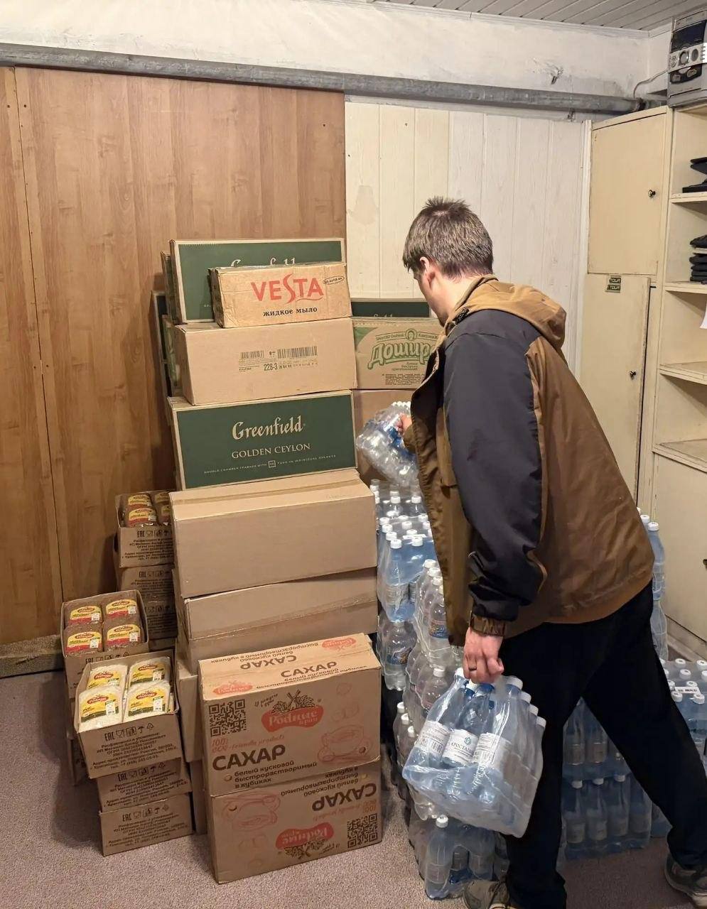 Сотрудники администрации Краснодара собрали более тонны гуманитарной помощи для жителей Херсонской области