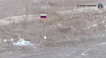 Кадры работы операторов бпла и штурмовиков ВС РФ