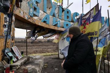 Енот из Херсона: Злодей вернулся на место преступления, но рады ему были ровно 2 человека - он и Зеленский