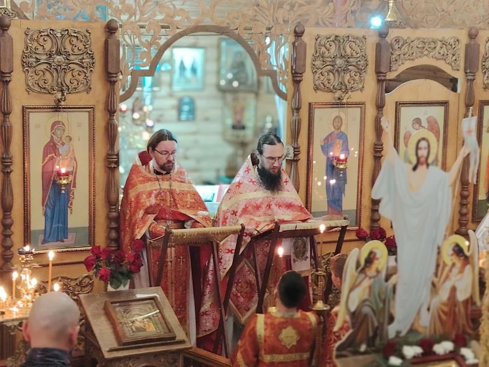 В Скадовске прошло праздничное пасхальное богослужение