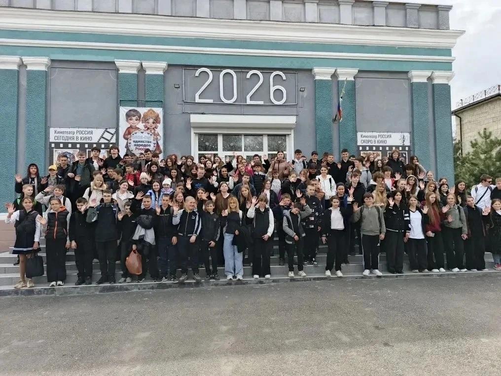 В День космонавтики "КиноСреда" объединила более 200 юных зрителей по всей Херсонской области