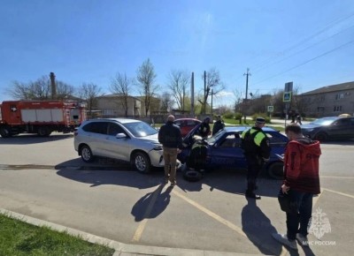 Сегодня, около 12 апреля, произошло ДТП в Геническе