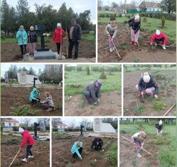 Работники культуры села Богдановка провели уборку у памятника погибшему земляку, герою СВО Геннадию Колодию
