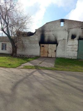 ВСУ ударили по складу гуманитарной помощи в Херсонской области