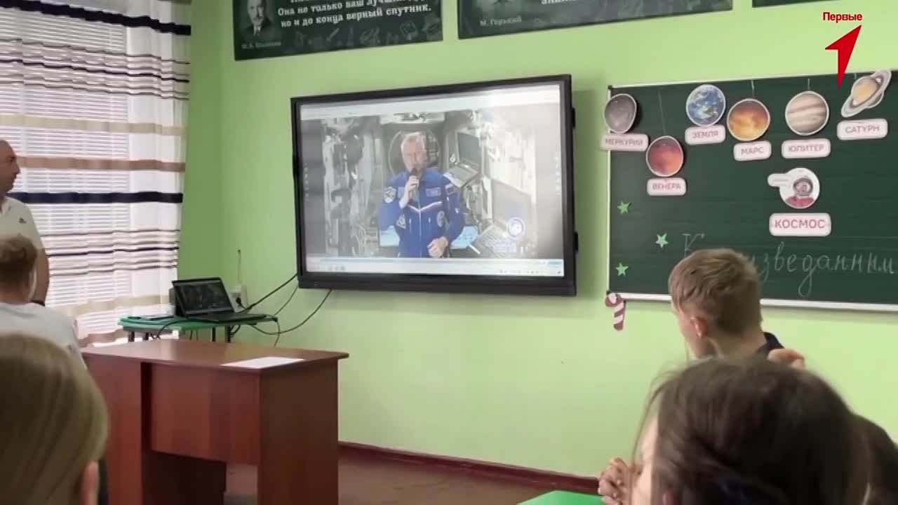 Первые Строгановской школы приняли участие в интеллектуальном квизе