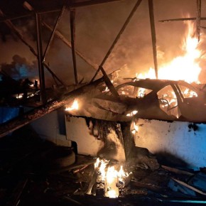 Ночью ударили по порту в Измаиле, повреждены гражданское судно под флагом Панамы, причал, баржа