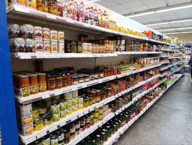 Два магазина федеральной сети "Семья" начали работу в прифронтовой Каховке