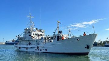 Исследовательское судно «Олег Бетин» проведет гидрологический рейс по Азовскому морю