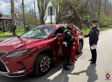 В Каланчакском округе Херсонской области сотрудники Госавтоинспекции провели профилактическую акцию