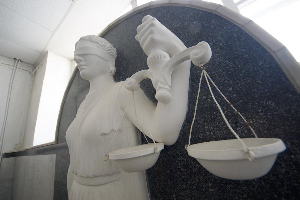 Южный военный суд продлил арест обвиняемым в покушении на губернатора Сальдо