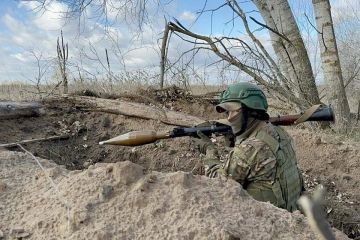 Комбат ВС РФ: наши бойцы пресекают тактику «малых рывков» ВСУ под Херсоном