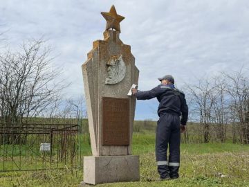 В Лукьяновке привели в порядок памятник и братскую могилу красноармейцев, погибших в Гражданскую войну