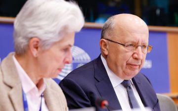 � ������������ �������������� �������������� �� � �������� ������� � �������