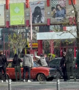 ���� �� �������: ��������. �������� ���������� ��������� ������, ���������� ������ ��������, ����� ������ � ���� ������, � ����� ����� 10 ����� �� �������� ������ ������������� ����������� � ����������� �� ��������