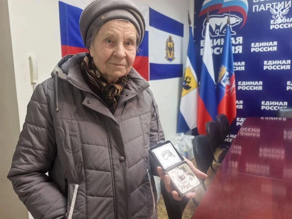 Региональное отделение «Единой России» продолжает выдачу слуховых аппаратов