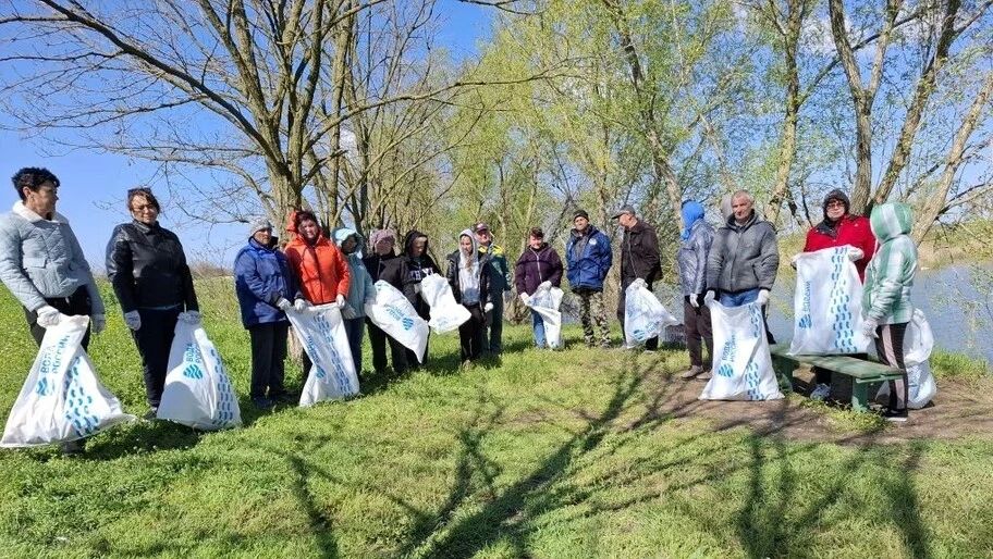 В Новотроицком округе прошла экологическая акция «Вода России»